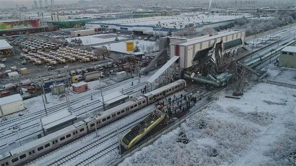 ANKARA’DAKİ TREN KAZASI: TÜRKİYE’YE GEÇMİŞ OLSUN