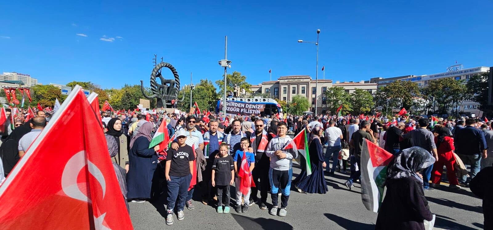 Bağımsız Diyanet-Sen Olarak Ankara'daki Filistin Yürüyüşüne Katıldık