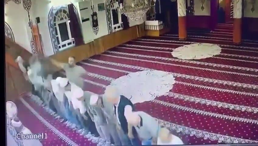Din Görevlisine Kaldırılan Elleri Hukuk Hapse Mahkum Etmelidir