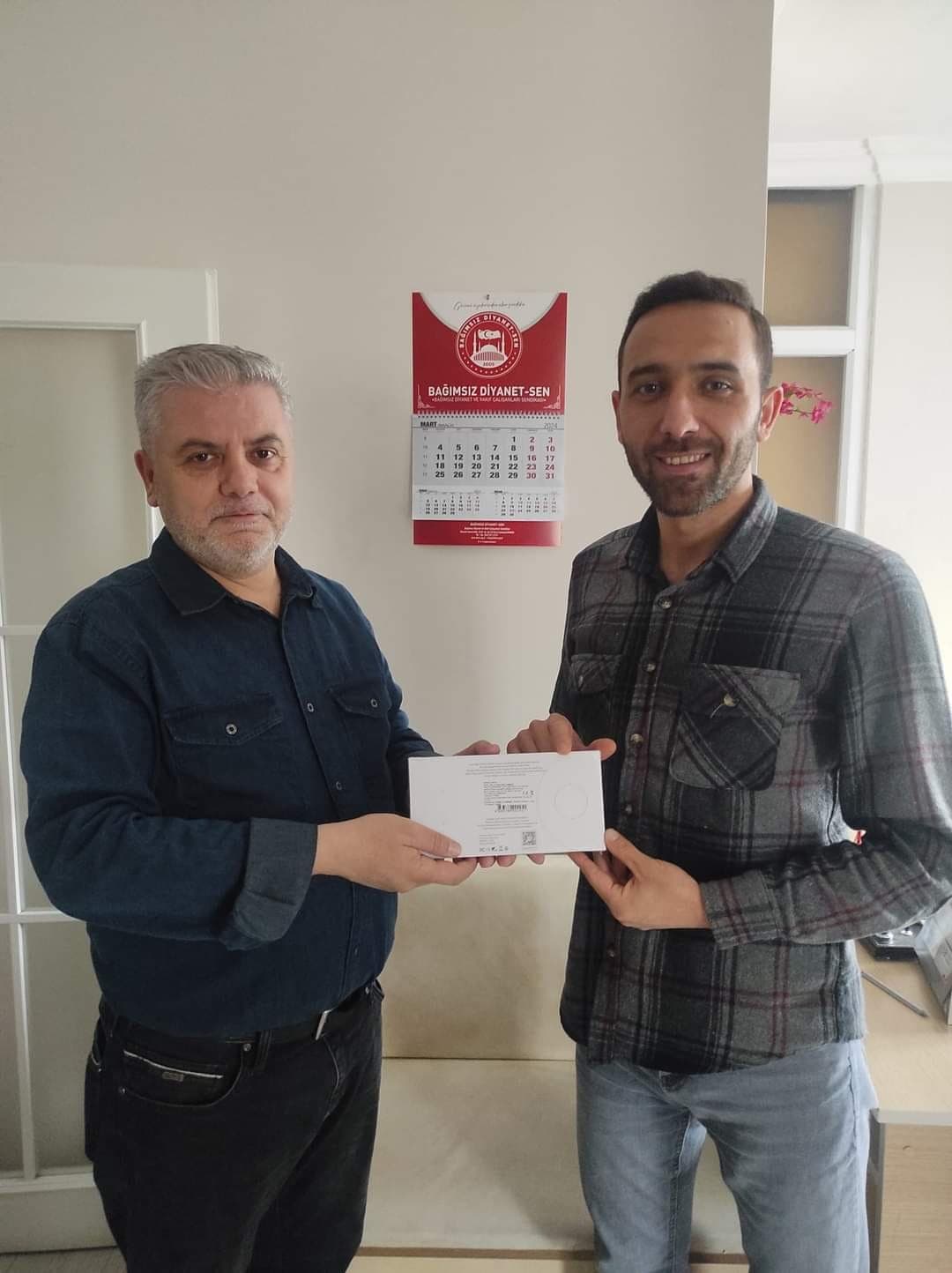 AKILLI SAAT HEDİYELERİMİZ ÜYELERİMİZE ULAŞTIRIYORUZ.