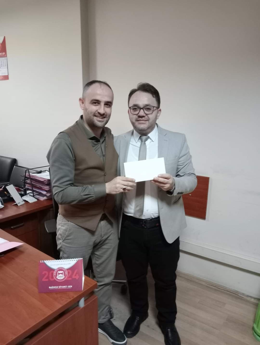 AKILLI SAAT HEDİYELERİMİZ ÜYELERİMİZE ULAŞTIRIYORUZ.